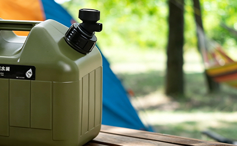 Transportín de agua portátil de plástico para exteriores de 10 l para acampar