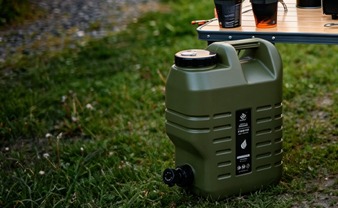 Tanque de agua portátil de 12 litros con grifo para viajes al aire libre